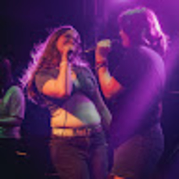 Meet your Posher, Rhowan - Picture 1 of 1